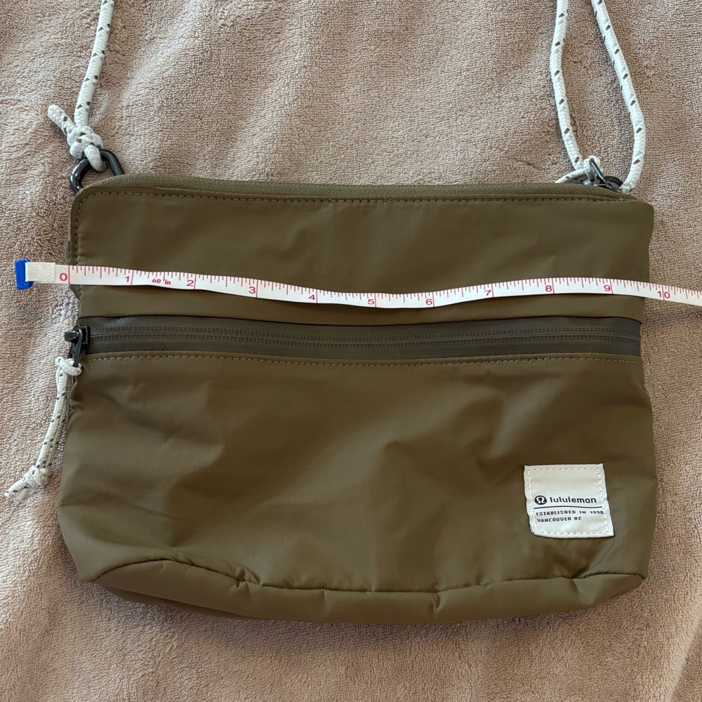 lululemon Crossbody Bag - Picture 7 of 8